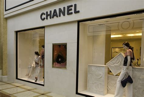 punti vendita chanel a roma|Chanel italia uomo.